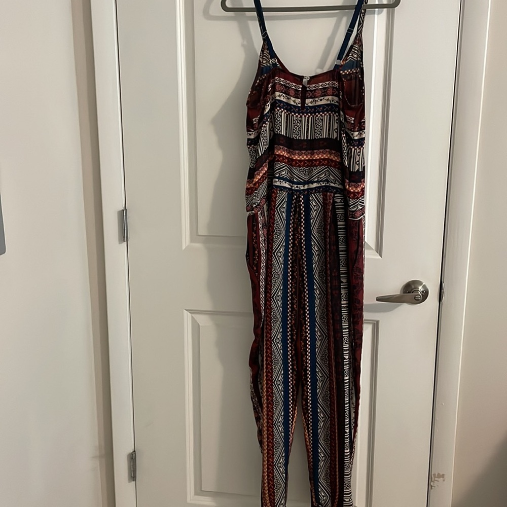Multi patterned jumpsuit - Picture 4 of 4